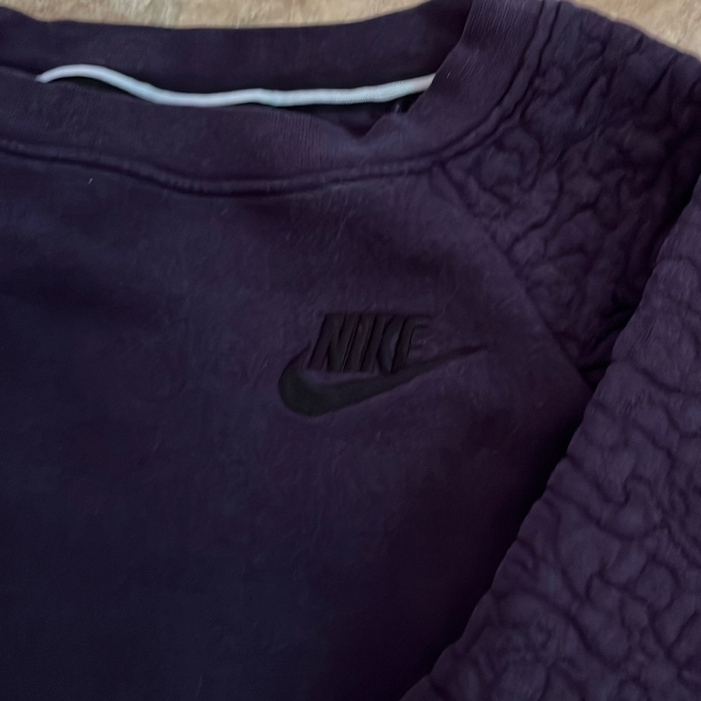 Nike purple quilted medium sweatshirt ladies